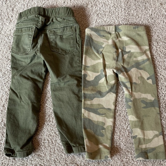 Pants bundle - Picture 2 of 2